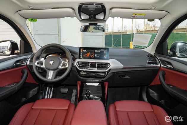 内饰的设计上,宝马x4更强调出色和出色.