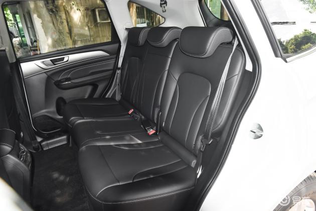 哈弗m6内饰-轴距-驻车-易车