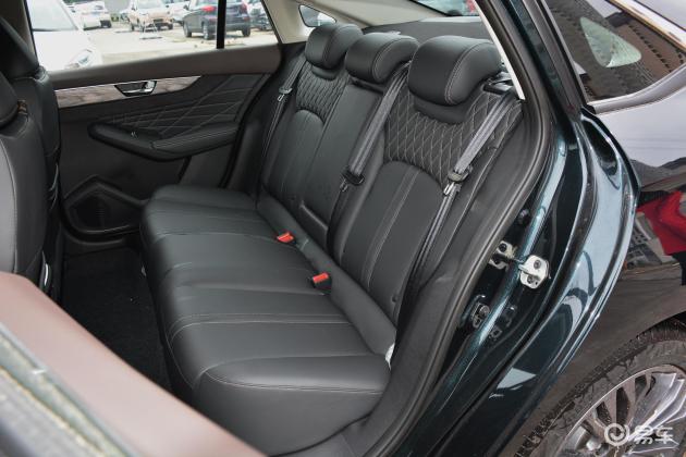 奕炫max空间-驻车-易车