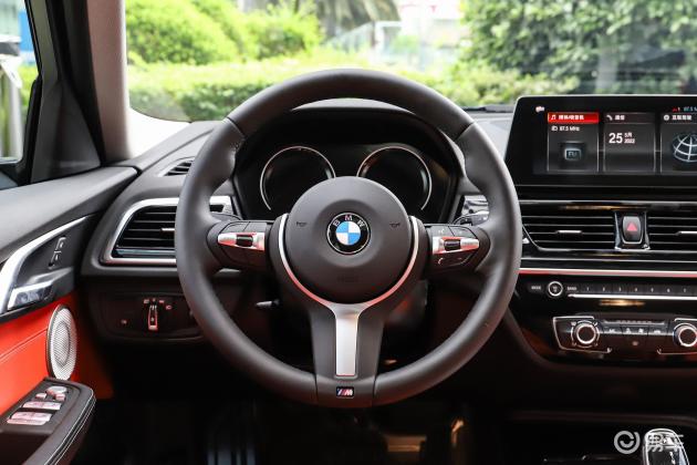 宝马1系车灯-方向盘-气囊-易车