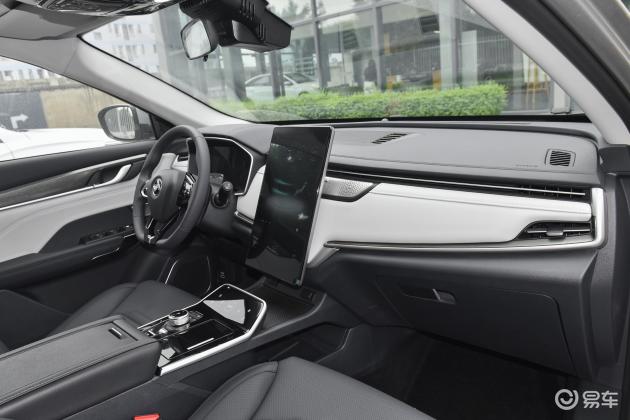 威马ex5内饰-轴距-驻车-易车