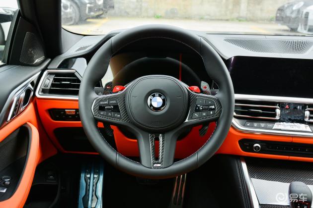 宝马m4车尾-方向盘-气囊-易车