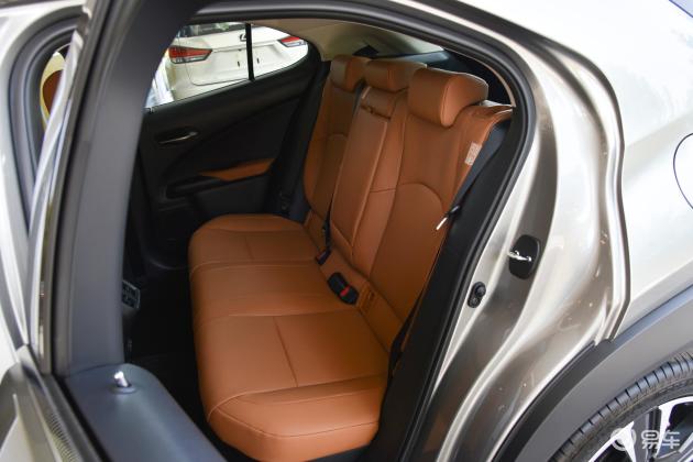 雷克萨斯ux方向盘-后排-发动机-易车