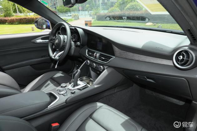 giulia内饰-空间-动力-易车