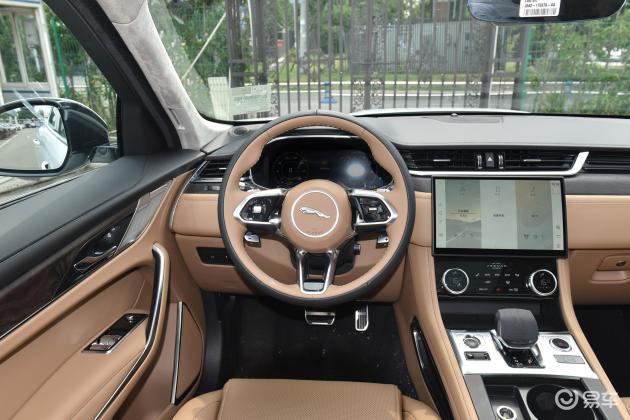 当前位置:>易车>捷豹f-pace车尾摘要>摘要详情>捷豹f-pace后备厢空间