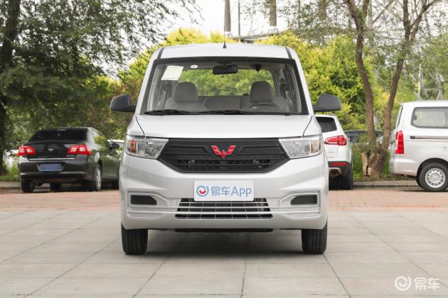 豪华的运动感 全新五菱宏光V实车,不一样的设计_易车
