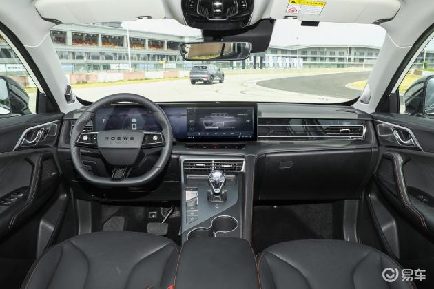 荣威rx5停车_后排_胎压