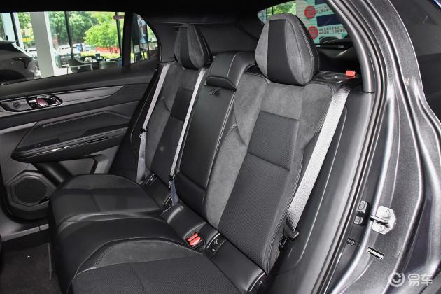 领克01空间-胎压-易车