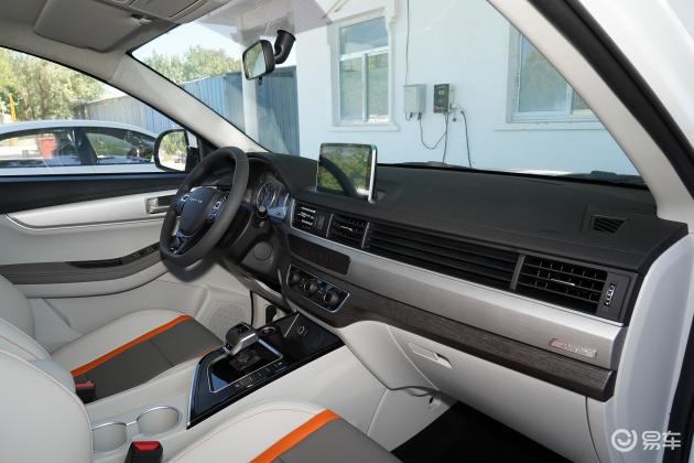 风行t5内饰-空间-驻车-易车