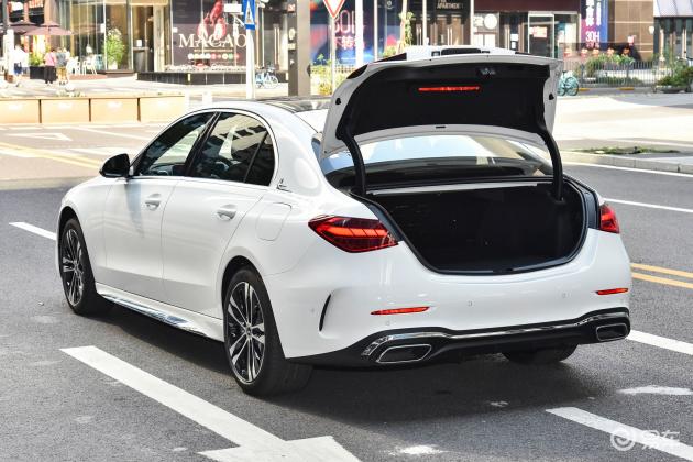 奔驰c级 插电混动车灯-座椅-气囊-易车