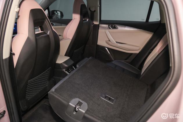 领克06 phev车尾-座椅-气囊-易车