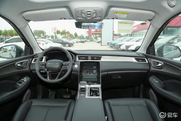 荣威rx5中控台_轴距_胎压