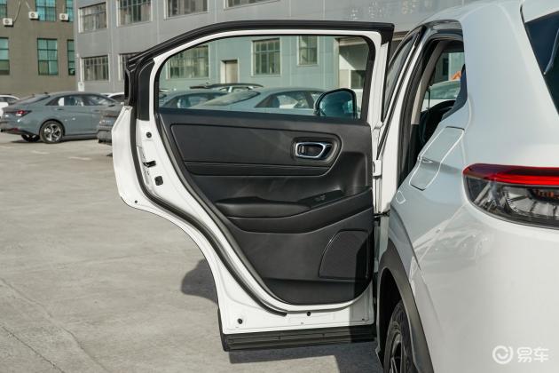 缤智车尾-座椅-气囊-易车