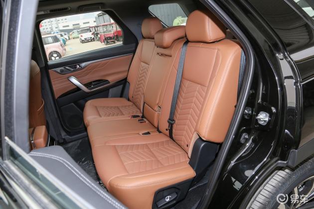 长安cs95方向盘-后排-动力-易车