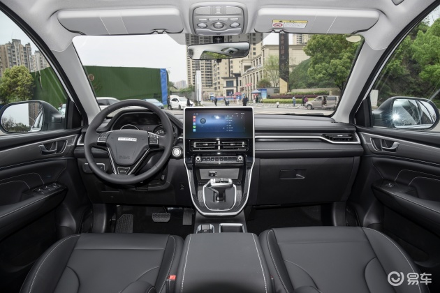 哈弗m6内饰-轴距-胎压-易车