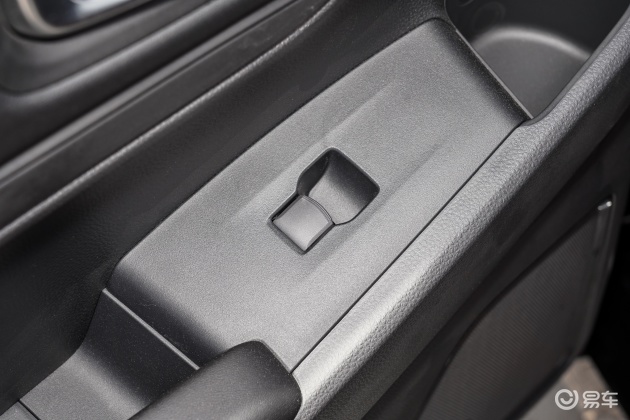 缤智车头-方向盘-气囊-易车