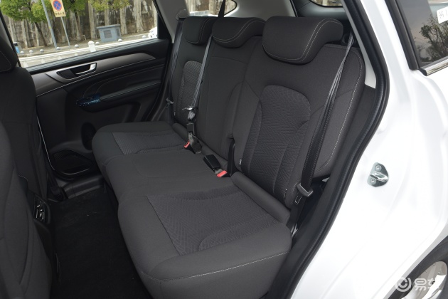 哈弗m6内饰-轴距-胎压-易车