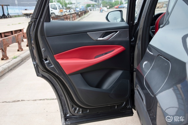 长安cs35plus车尾-座椅-气囊-易车