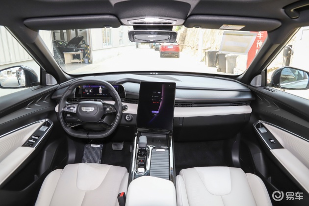 博越内饰-轴距-动力-易车