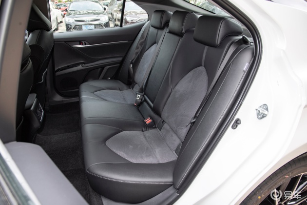 凯美瑞中控台-空间-动力-易车