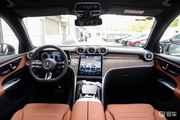 奔驰glc内饰-后排-发动机-易车