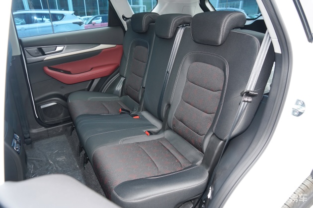 捷途x70内饰-后排-胎压-易车