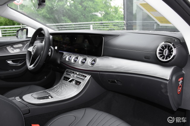 奔驰cls级内饰-空间-动力-易车
