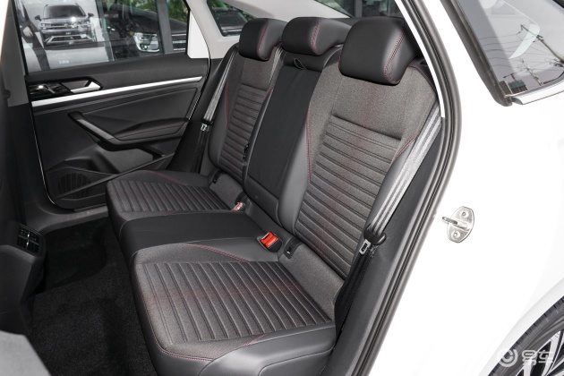 朗逸空间-驻车-易车