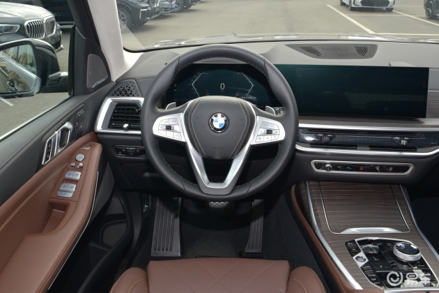 宝马x7车身-方向盘-气囊-易车