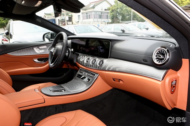 奔驰cls级内饰-空间-动力-易车