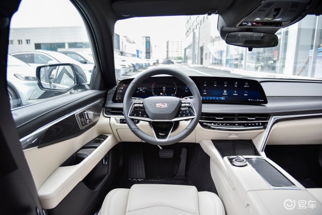 >易车>凯迪拉克ct6车头摘要>摘要详情> 凯迪拉克ct6后备厢空间表现还