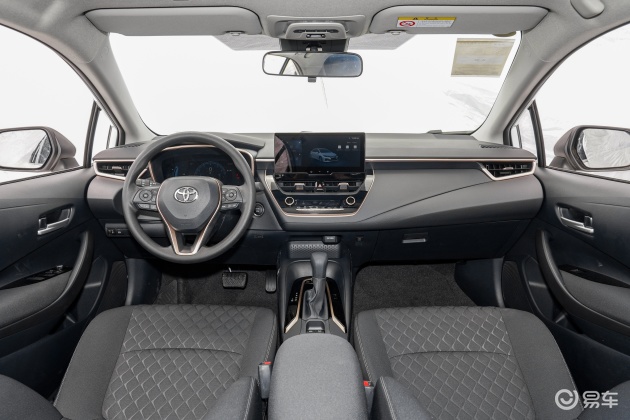 亚洲狮内饰_空间_发动机