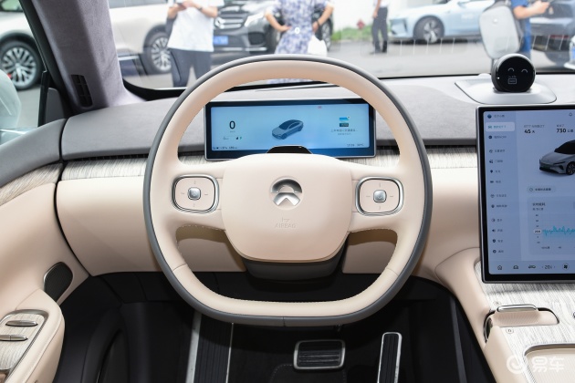 蔚来et7车身-方向盘-气囊-易车