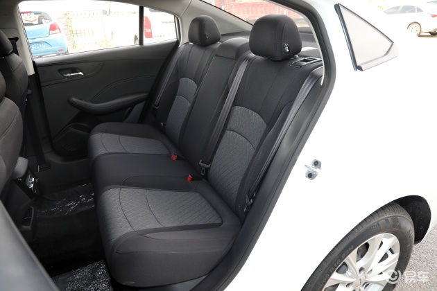 荣威i5倒车影像-后排-发动机-易车