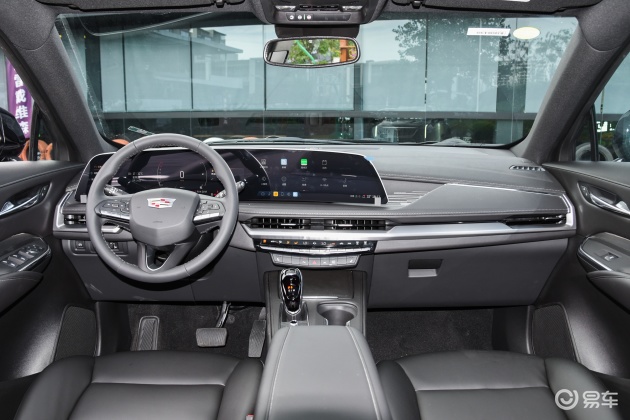 当前位置:>易车>凯迪拉克xt4发动机摘要>摘要详情>凯迪拉克xt4内饰