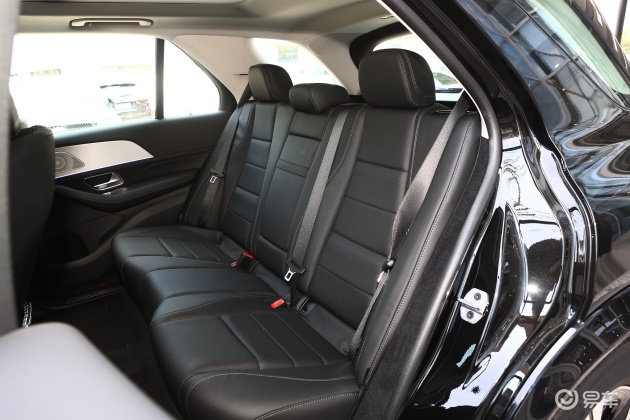 奔驰gle显示屏-轴距-动力-易车