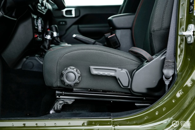 牧马人车尾-方向盘-气囊-易车