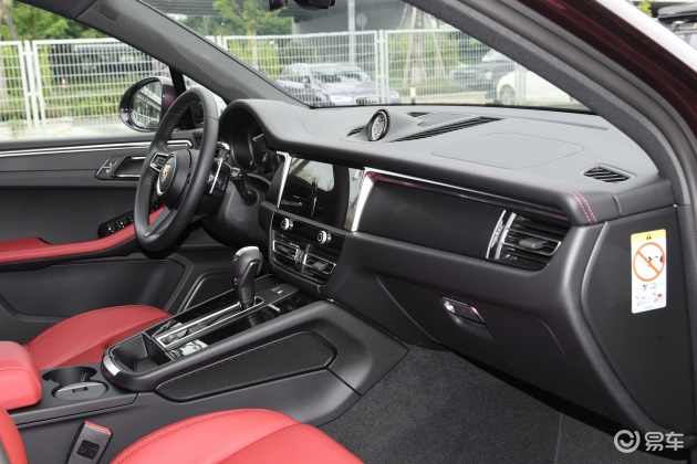 macan内饰-后排-胎压-易车