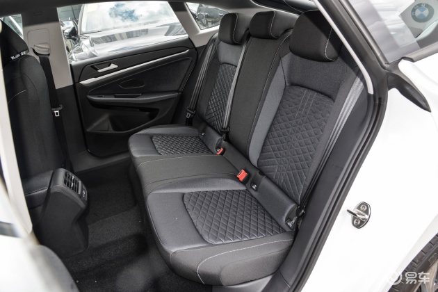 凌渡内饰-空间-胎压-易车