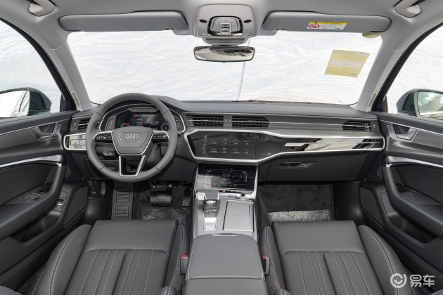 奥迪a6l内饰_空间_双离合