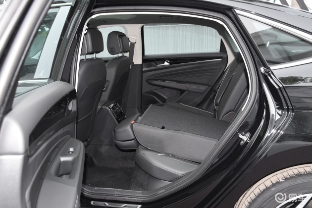 帕萨特车灯-座椅-气囊-易车