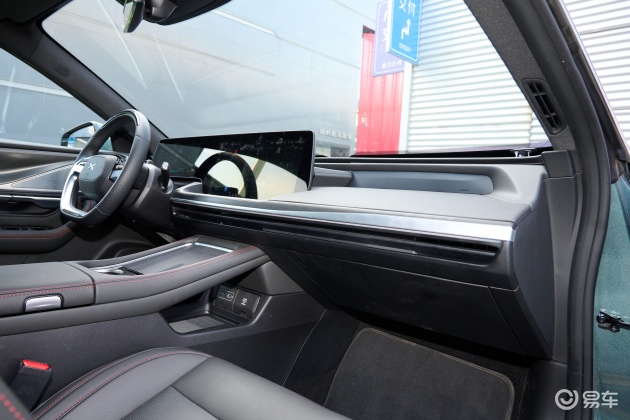 小鹏p7车尾-座椅-气囊-易车