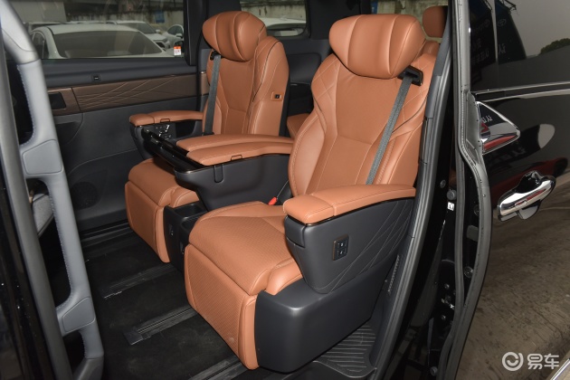 威尔法内饰-后排-胎压-易车