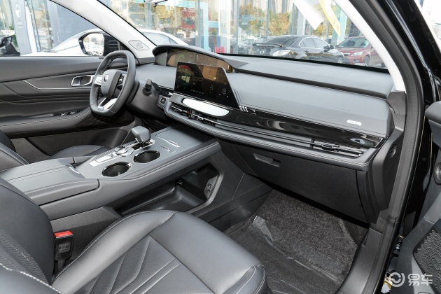 长安uni-k车灯-座椅-气囊-易车