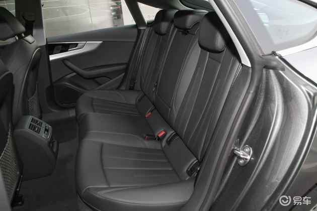 奥迪a5配置-后排-动力-易车