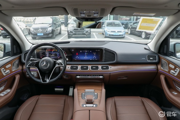 奔驰gls内饰-后排-动力-易车