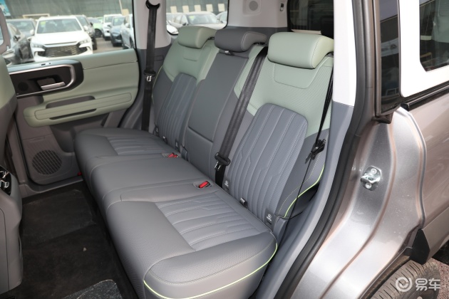 北京bj40内饰-空间-胎压-易车