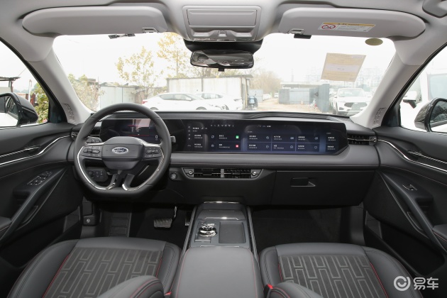 蒙迪欧中控台_轴距_胎压