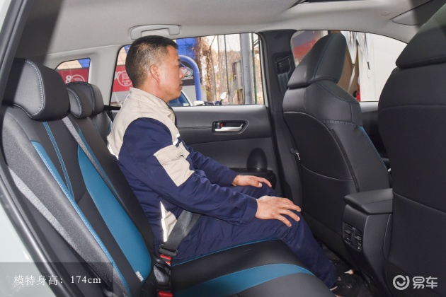 卡罗拉锐放车尾-座椅-气囊-易车