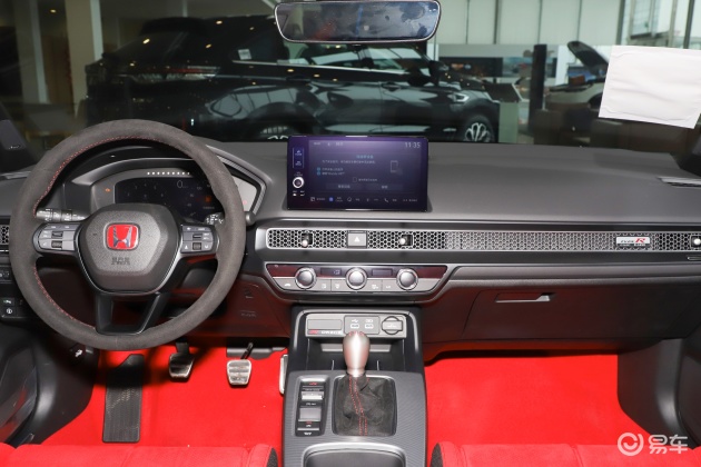 思域(进口)内饰配置_思域(进口)外观设计_感觉思域和b级车差不多大